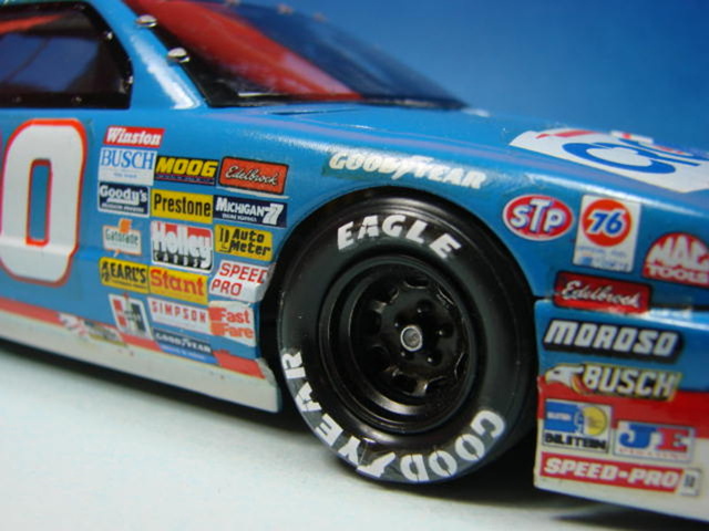 NASCAR 1990 Oldsmobile Cutlass Crown Dsc05621dyx26