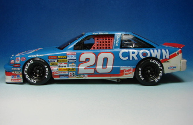 NASCAR 1990 Oldsmobile Cutlass Crown Dsc056257bl75