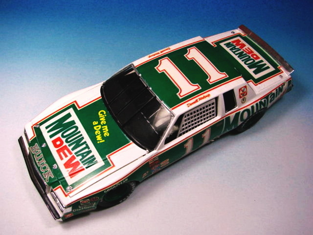 NASCAR 1981 Buick Regal #11 Dsc05995k0ui8