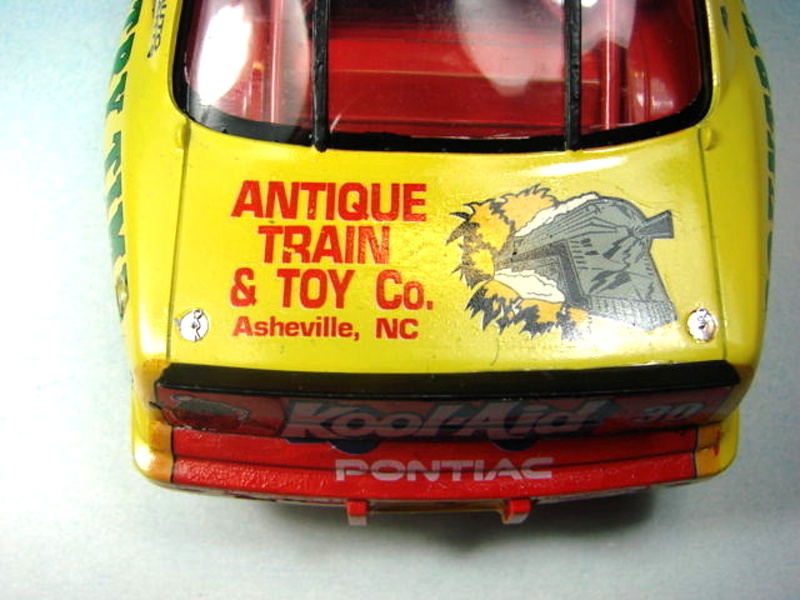 NASCAR 1990 Pontiac Grand Prix Kool-Aid Dsc09294m3ki0
