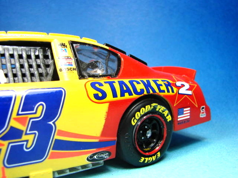 NASCAR 2004 Chevrolet Monte Carlo Stacker2 Dsc095882gji9