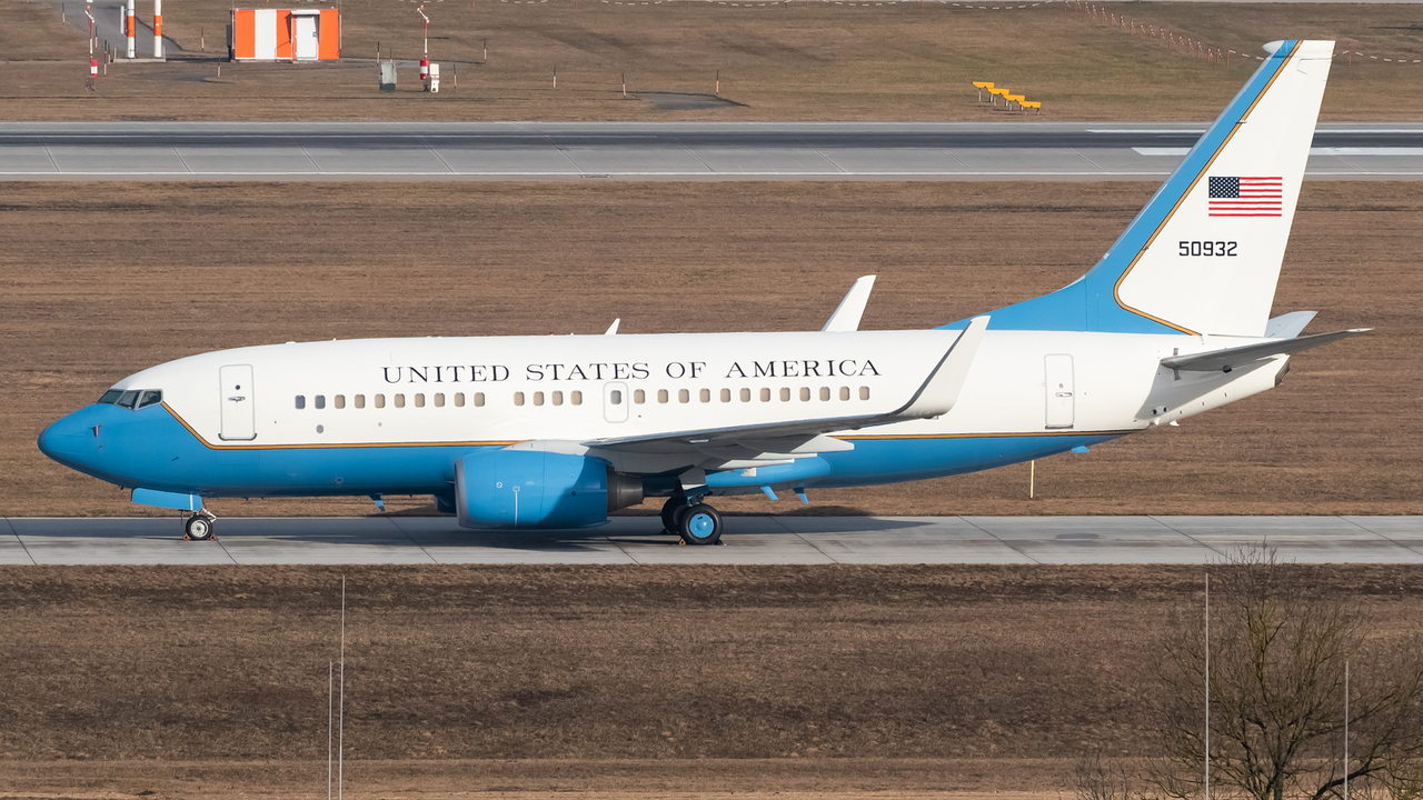 United States Air Force (USAF) | Boeing C-40 | 05-0932: