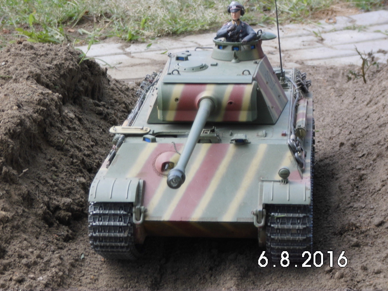Bilder vom Panzertreffen am 06.08.2016 in Berlin/Tegel Dsci013769uro