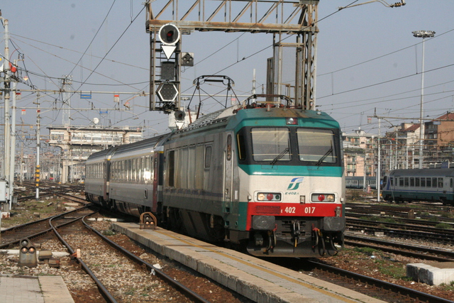 E 402 017 Milano Centrale