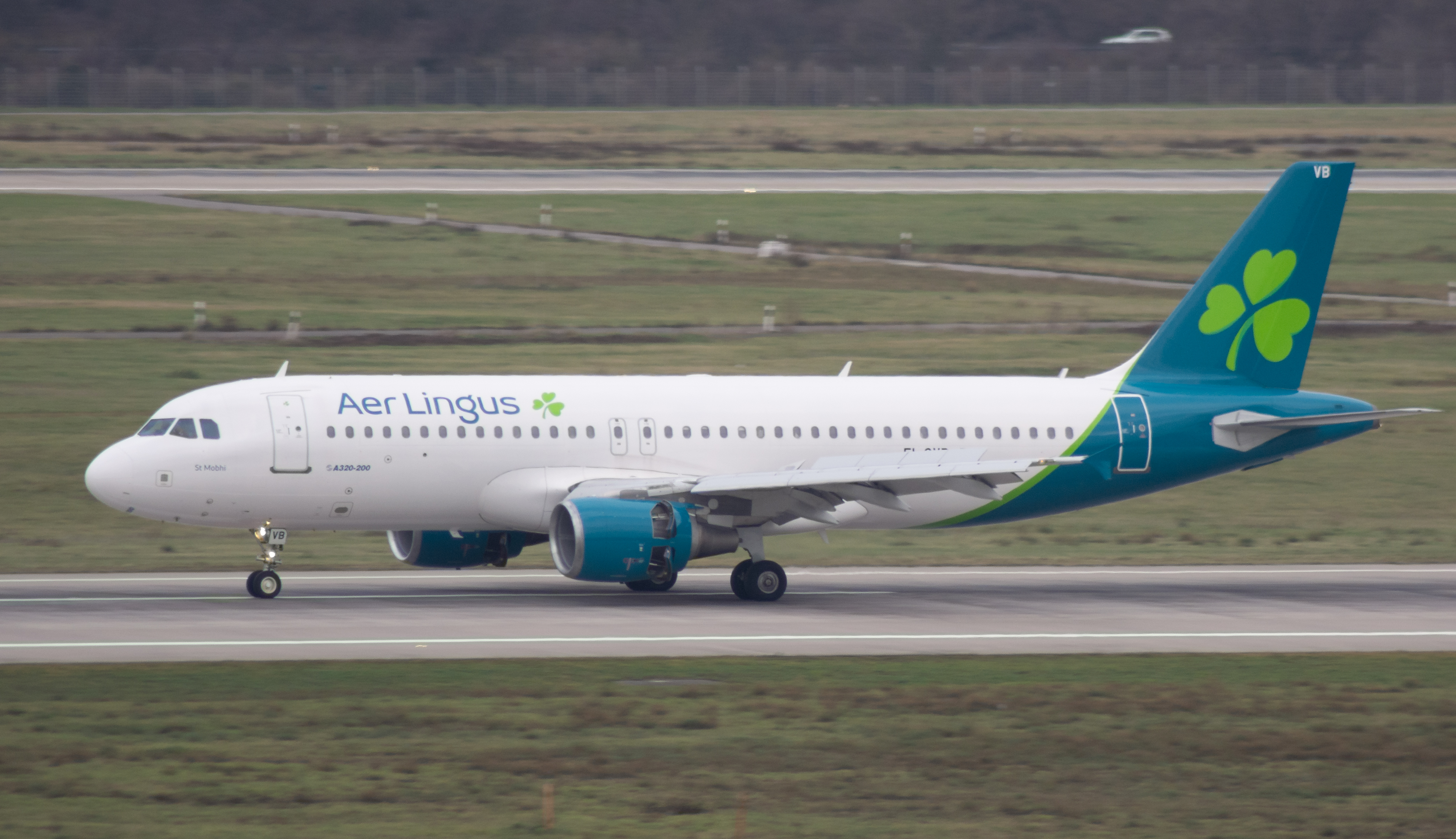 Aer Lingus A320 new livery