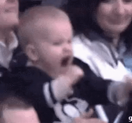 excited-baby-boy-dskp72iw9.gif