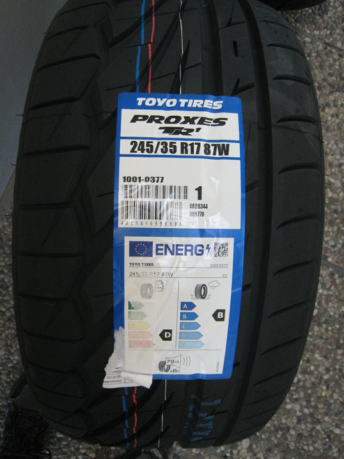 postre ir de compras pequeño Info: 245/35/17 Toyo Tires are available again - S14.net