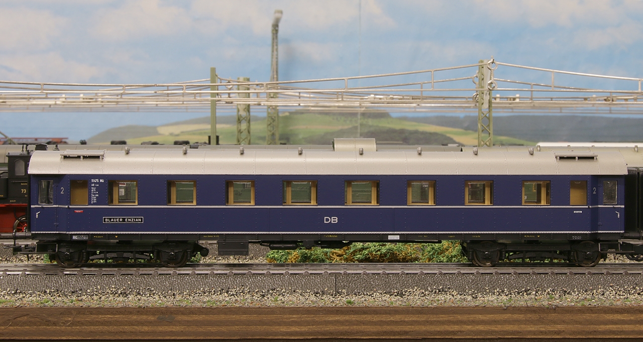 Ein neuer Zug, der "Blaue Enzian" Img_1903takl1