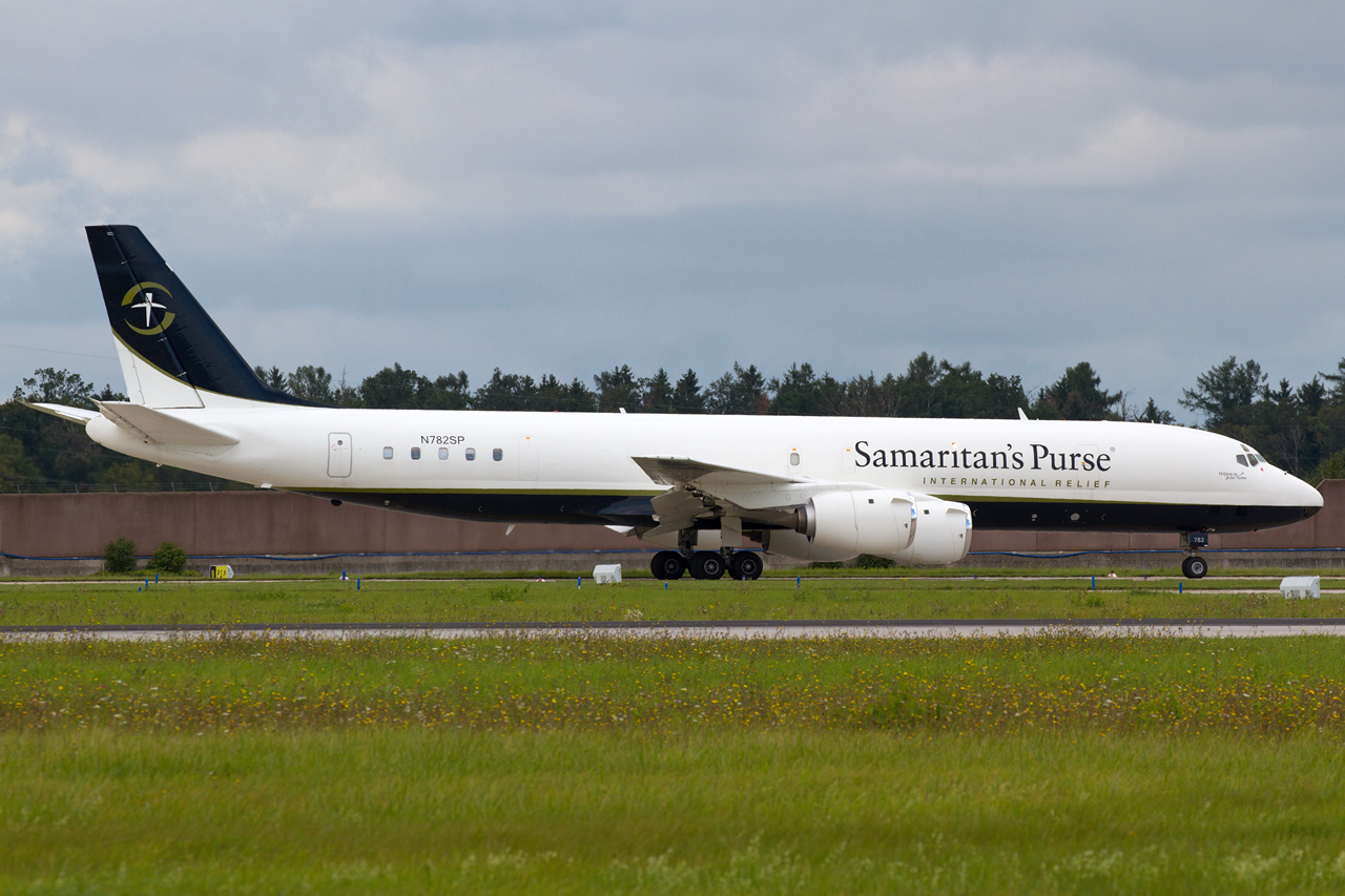 STR 28.08.2021 Samaritan's Purse DC-8-72  Img_4179sykyv