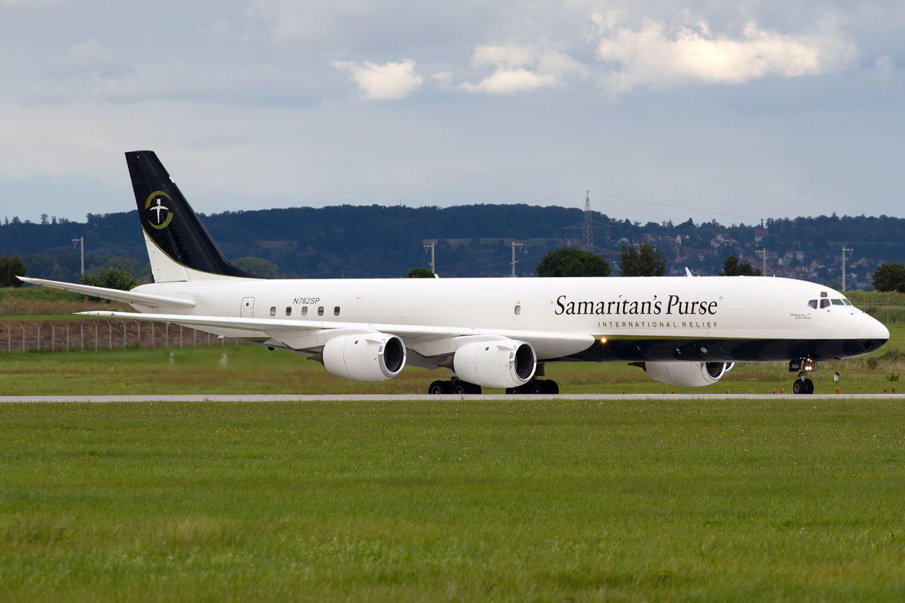 STR 28.08.2021 Samaritan's Purse DC-8-72  Img_4196alj6i