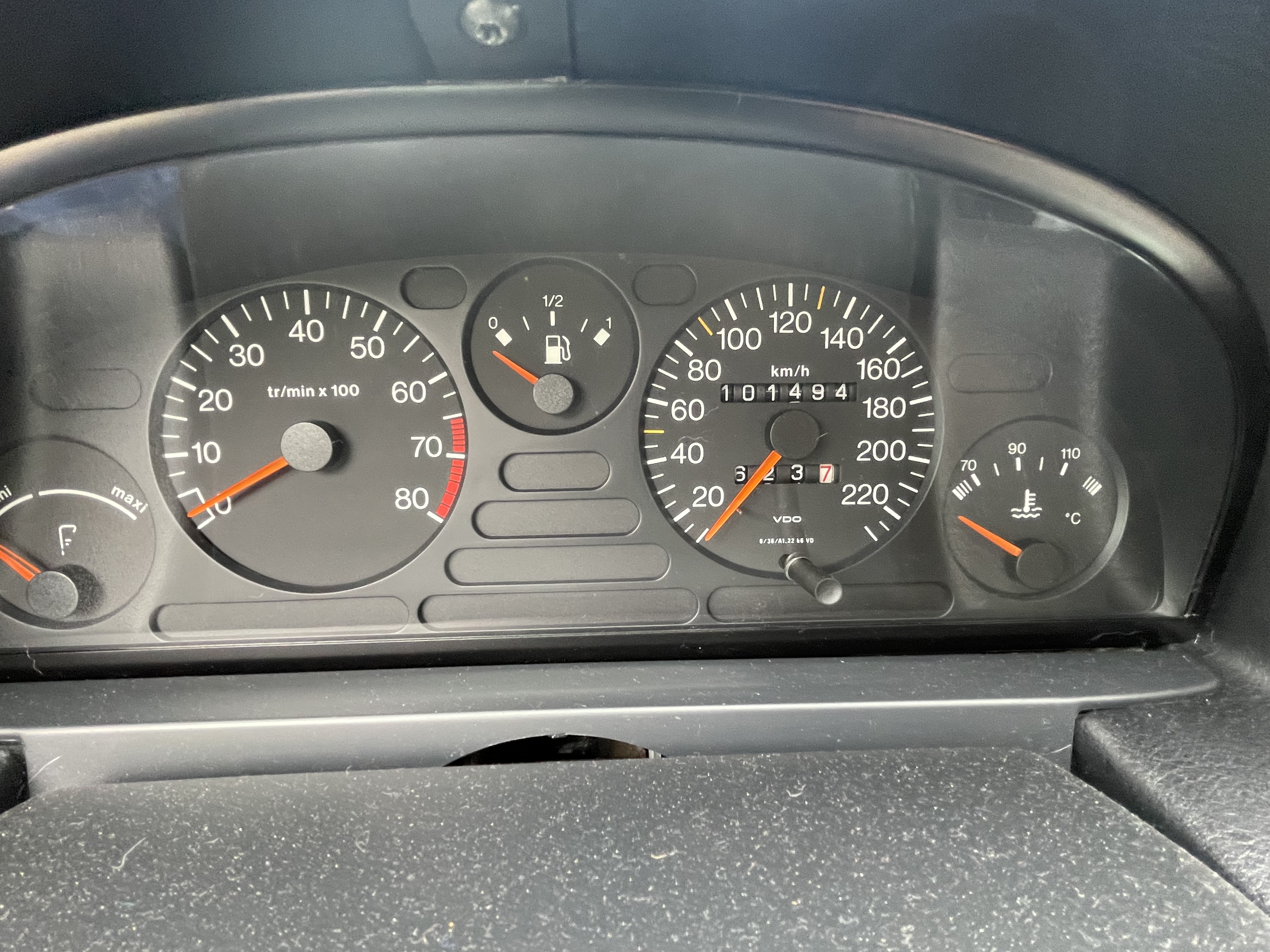 [Signature 2.0i - Bern] Peugeot 405 2.0 i Signature, année 1995, 96512 km  Img_46829jduy