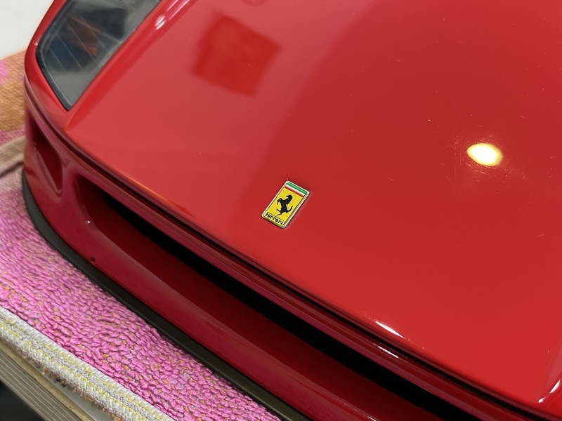 1/8 Pocher Ferrari F40 + Autograph Transkit - geb. von starfinder - Seite 2 Img_5058oliar