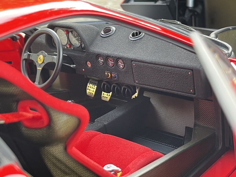 1/8 Pocher Ferrari F40 + Autograph Transkit - geb. von starfinder - Seite 2 Img_55709ziw9