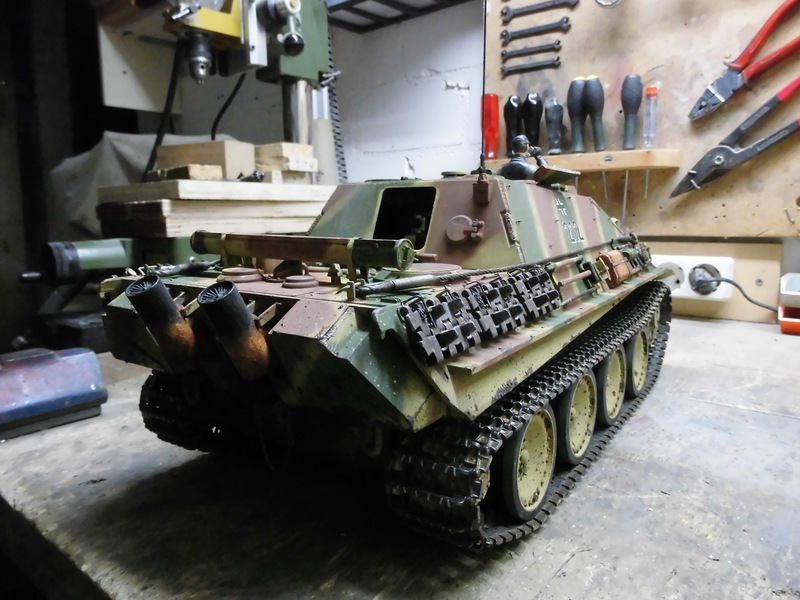 Erwins Jagdpanther wird zum Fahrschulpanzer Japa_1548uj7k