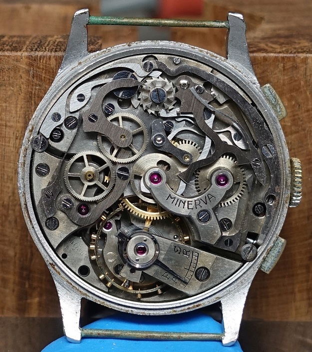 Valjoux AMAZING VALJOUX 22 CHRONOGRAPH MOVEMENT WITH NICE ENAMEL DIAL & HANDS WORKING ! 