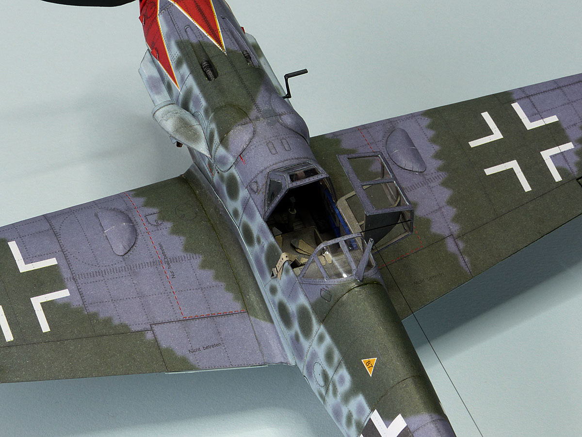Messerschmitt Bf-109 G5/R2 - Hermann Graf - Kartonowy Kolekcia 1:33 P1000822rfjc5