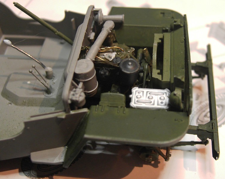 0,25 to Utility Truck (Willys Jeep MB) 1:35 Takom Pict01192kukvs