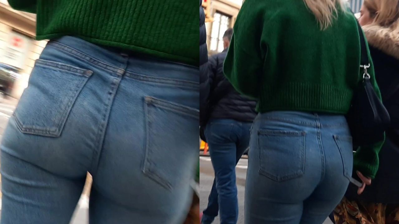 Sexy Candid Teens in Jeans 5