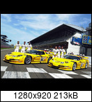 24 HEURES DU MANS YEAR BY YEAR PART FIVE 2000 - 2009 - Page 6 01lm00corvette1w1j4n