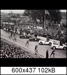 24 HEURES DU MANS YEAR BY YEAR PART ONE 1923-1969 - Page 23 1951-lm-100-start-02a3ji8