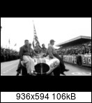 24 HEURES DU MANS YEAR BY YEAR PART ONE 1923-1969 - Page 35 1954-lm-120-podium-03yhjq2