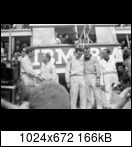 24 HEURES DU MANS YEAR BY YEAR PART ONE 1923-1969 - Page 60 1963-lm-120-podium-03mckxt