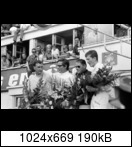 24 HEURES DU MANS YEAR BY YEAR PART ONE 1923-1969 - Page 66 1965-lm-120-podium-0017jzf