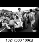 24 HEURES DU MANS YEAR BY YEAR PART ONE 1923-1969 - Page 83 1969-lm-120-podium-02wokwv