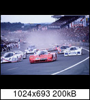 24 HEURES DU MANS YEAR BY YEAR PART TRHEE 1980-1989 - Page 10 1982-lm-100-start-024gxj5l