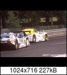 24 HEURES DU MANS YEAR BY YEAR PART TRHEE 1980-1989 - Page 24 1985-lm-19-brungouhienzk43