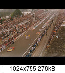 24 HEURES DU MANS YEAR BY YEAR PART TRHEE 1980-1989 - Page 40 1988-lm-300-start-009p3kux
