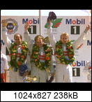 24 HEURES DU MANS YEAR BY YEAR PART FIVE 2000 - 2009 - Page 5 2000-lm-300-podium-01vhk7d